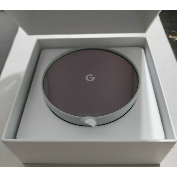 Google Nest Thermostat - Picture 2 of 11